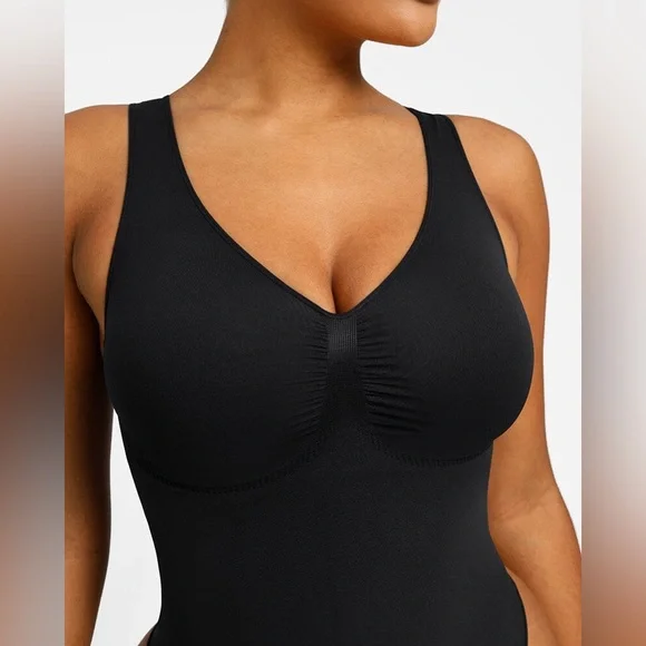 Shapellx PowerConceal™ 2.0 V-Neck Thong Bodysuit NWT - Picture 2 of 6